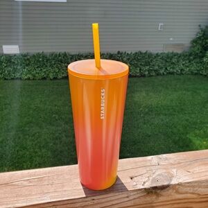 Starbucks 2022 Summer Mango Orange/Pink Ombre 24fl. Oz